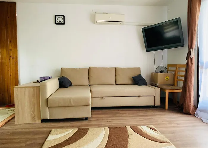 度假居 Velencei Vadregenyes Vendeghaz 韦伦采